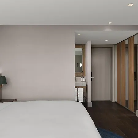 Lokalist, Istanbul, A Tribute Portfolio