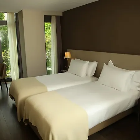 Lokalist, Istanbul, A Tribute Portfolio