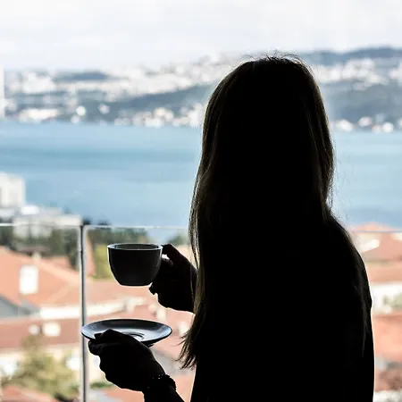 塔克西姆广场先锋酒店