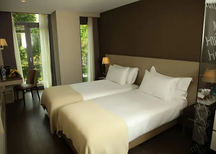 Lokalist, Istanbul, A Tribute Portfolio